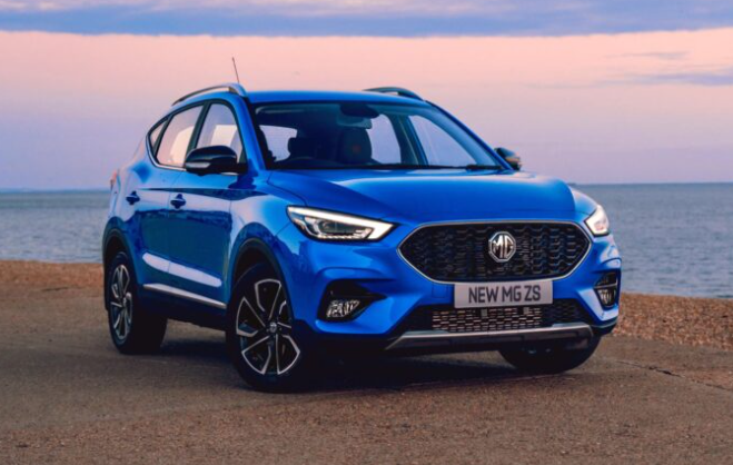 MG ZS bleu en location longue durée sans engagement – Mandauto France