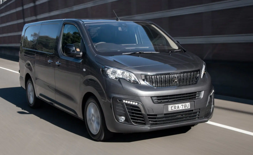 Peugeot Expert utilitaire gris en location longue durée sans engagement – Mandauto France